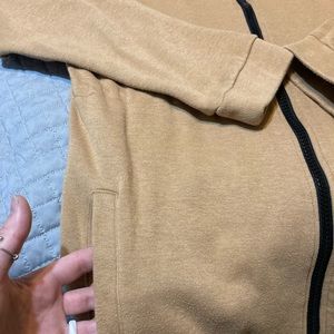 Zyia long zip hoodie